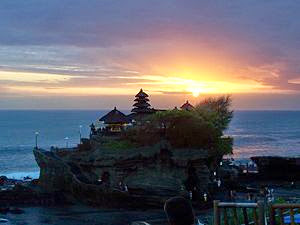 Ilustrasi artikel: Bali, the famed Island of the Gods